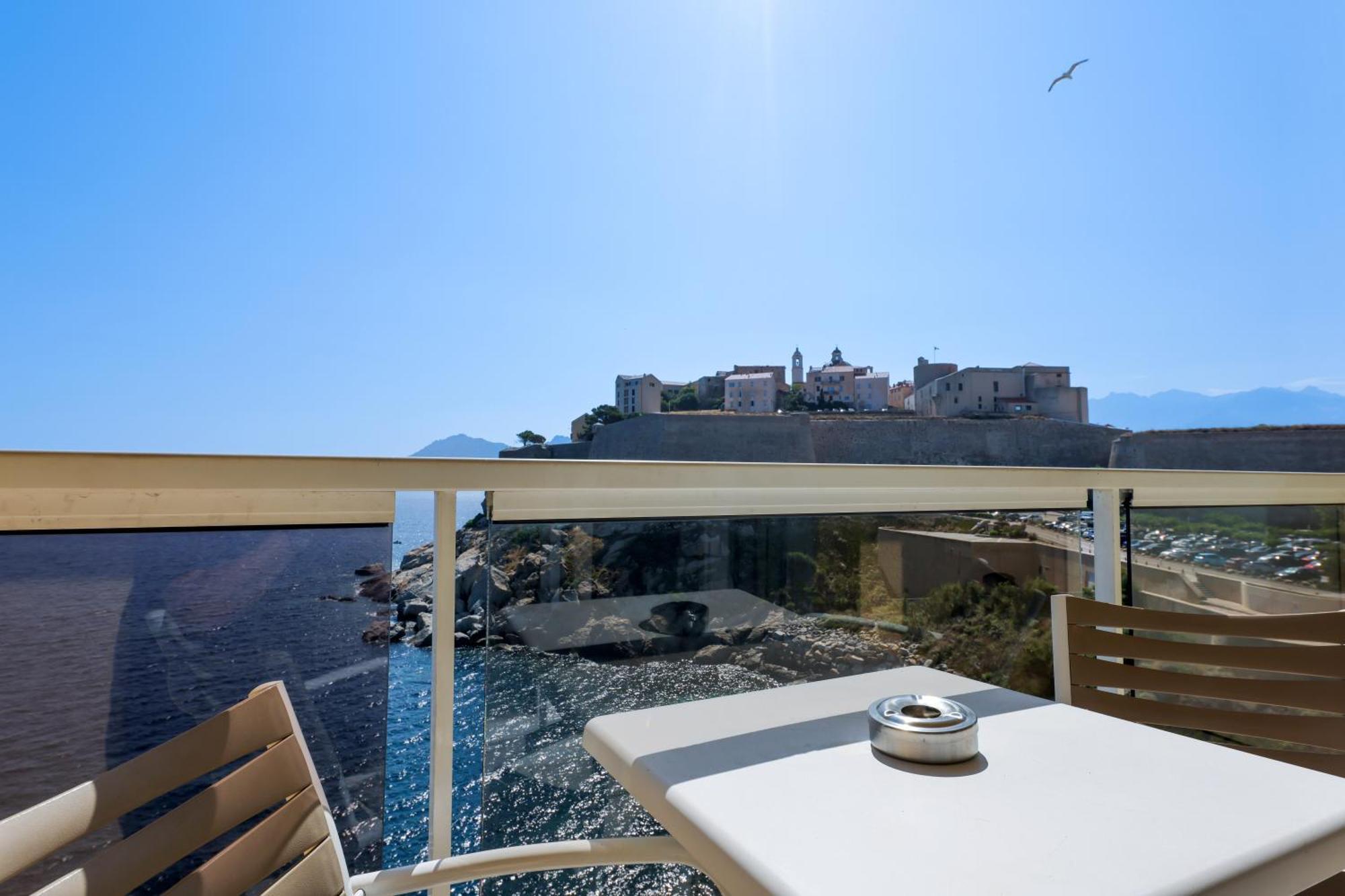 Hotel Saint Christophe Calvi  Zewnętrze zdjęcie