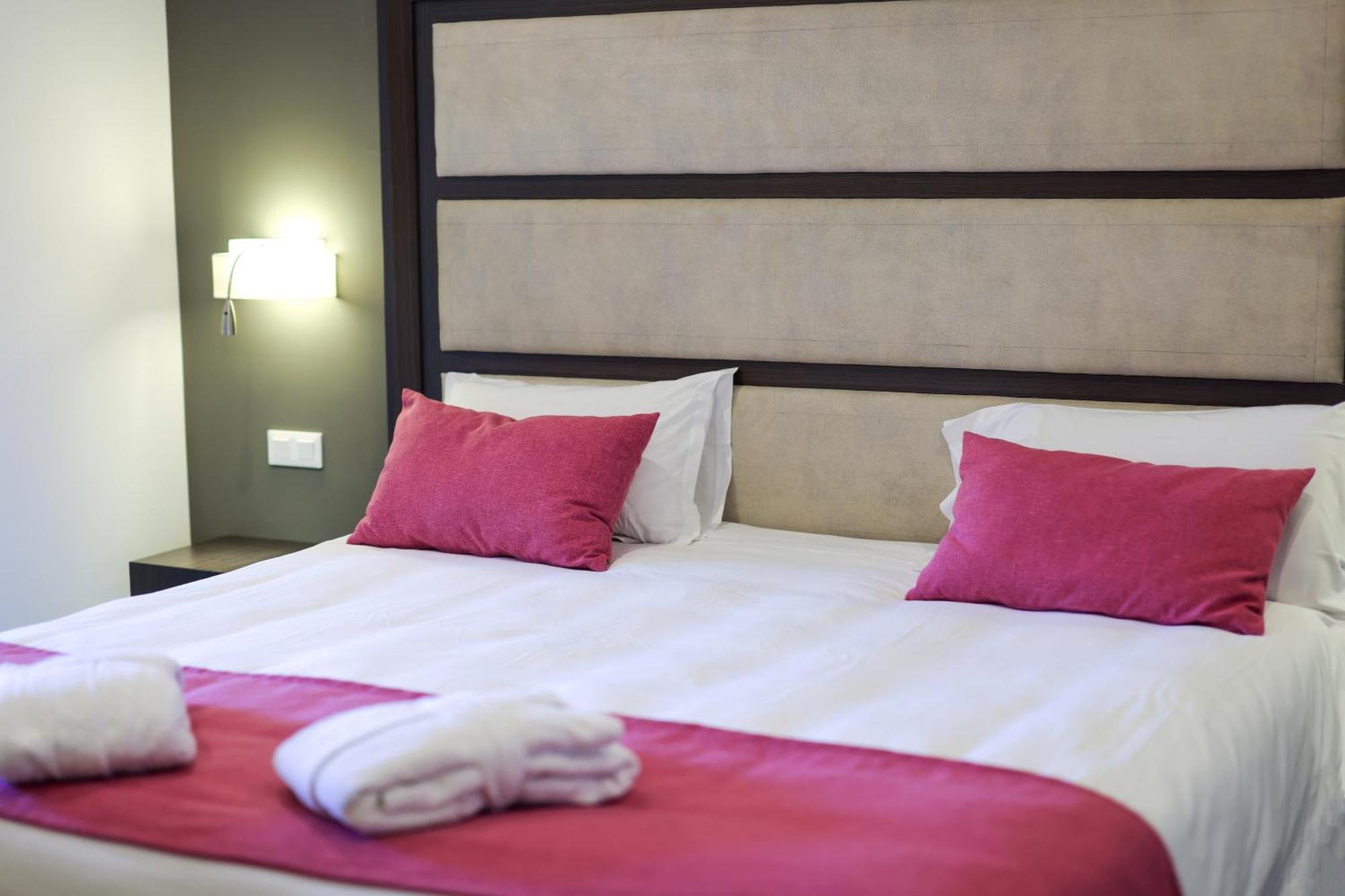 Hotel Saint Christophe Calvi  Zewnętrze zdjęcie
