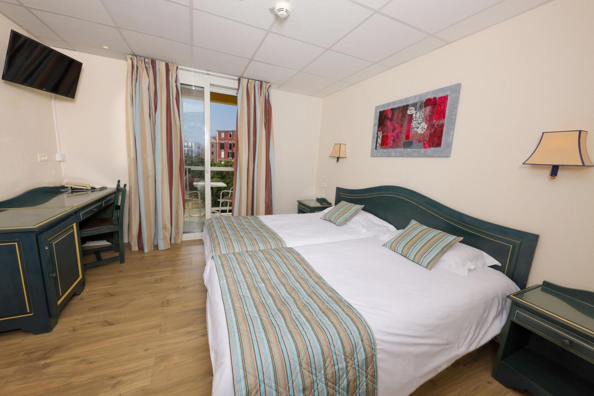 Hotel Saint Christophe Calvi  Zewnętrze zdjęcie