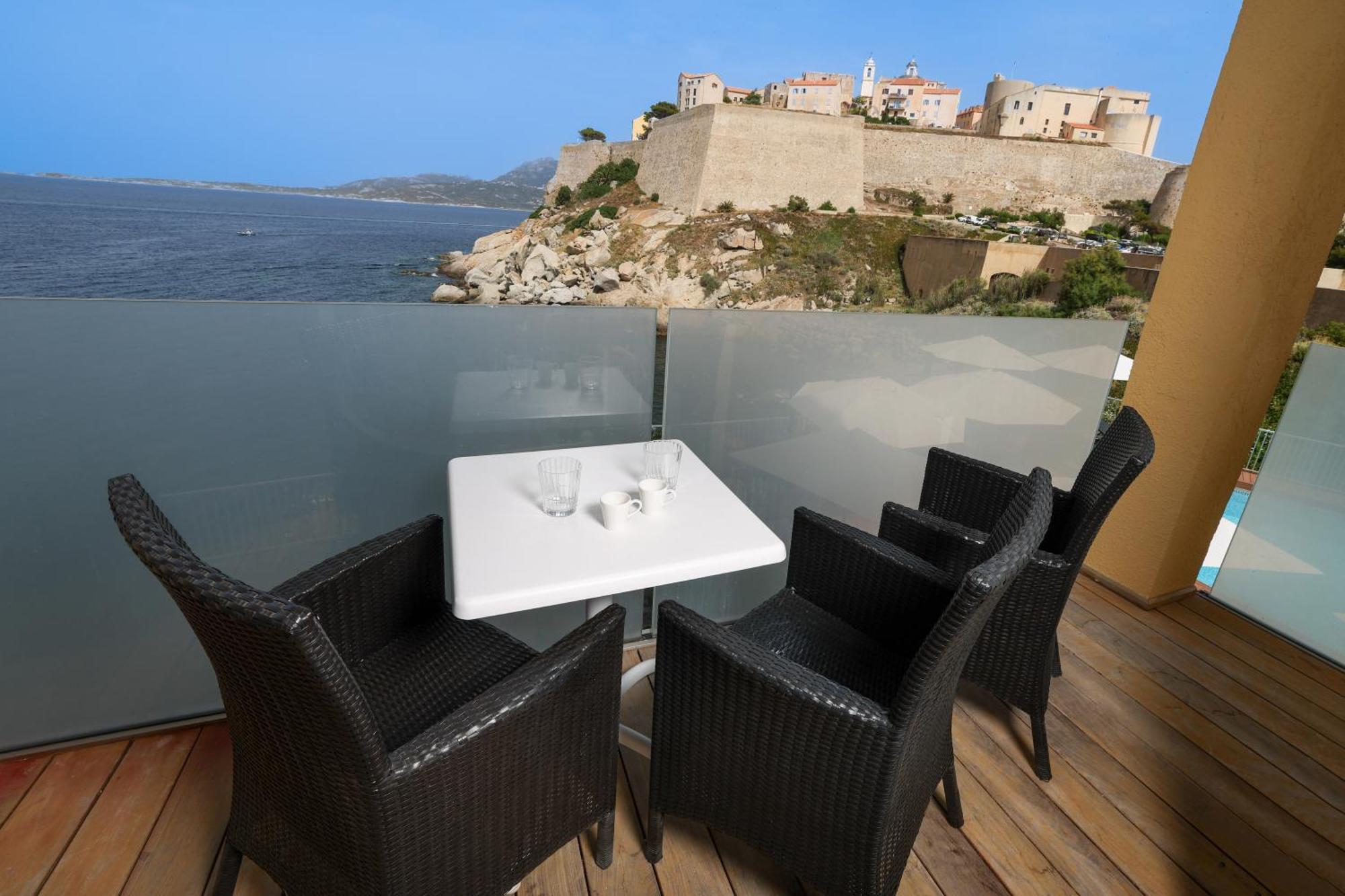 Hotel Saint Christophe Calvi  Zewnętrze zdjęcie