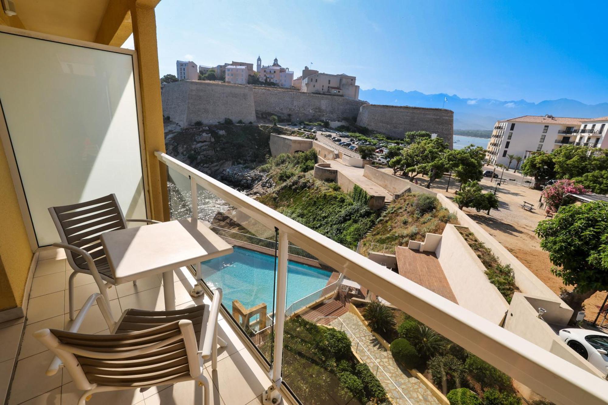 Hotel Saint Christophe Calvi  Zewnętrze zdjęcie